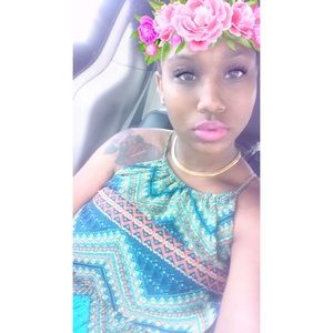 Meet your Posher, Christina